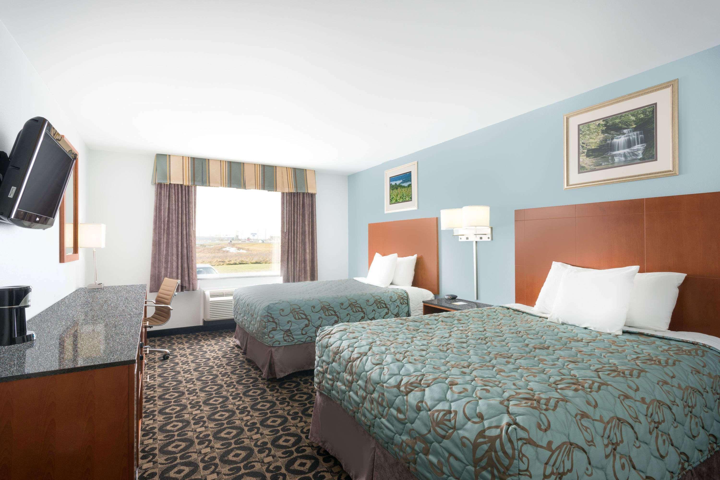 Hotel Days By Wyndham Watertown Drum