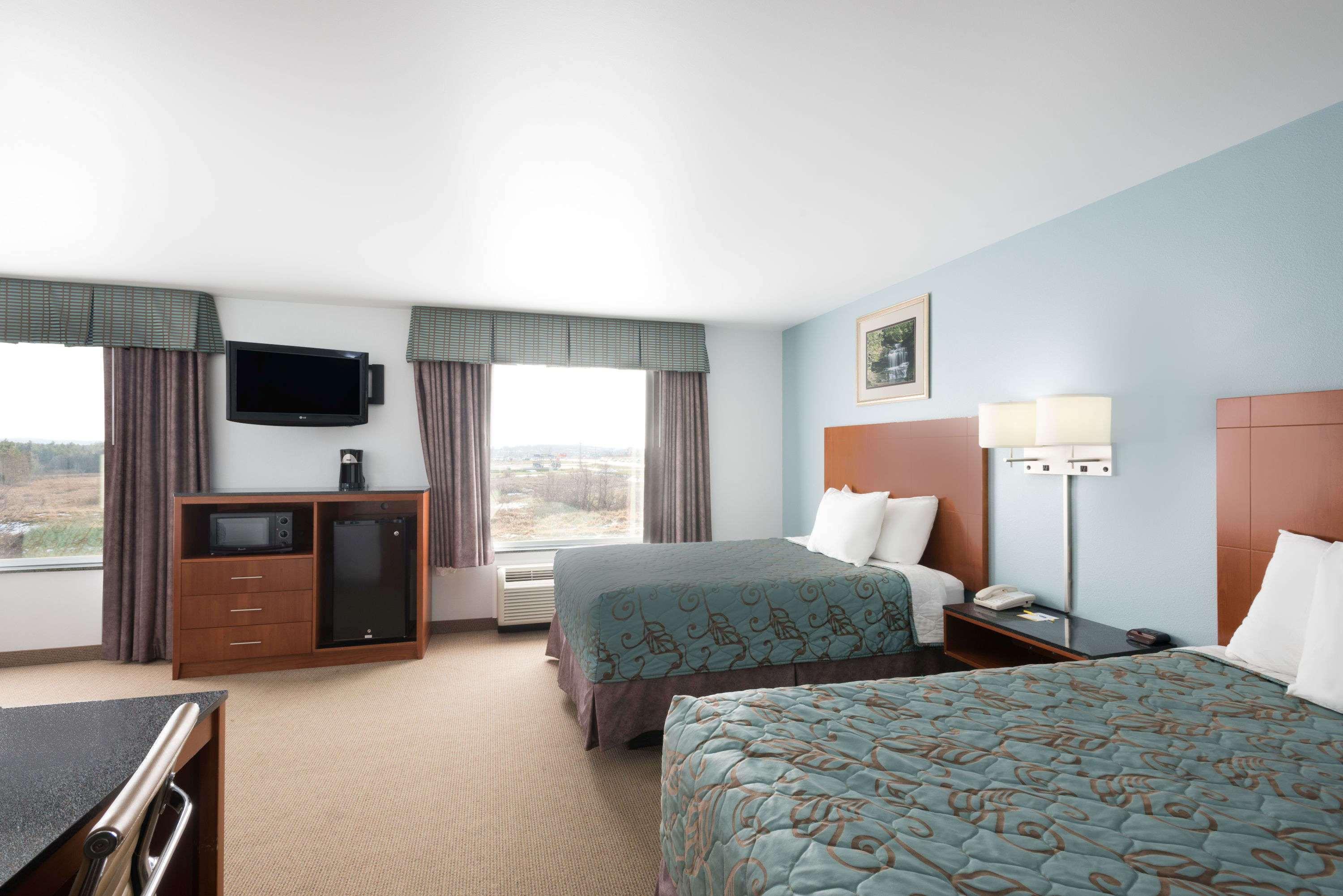 Days By Wyndham Watertown Drum 2* Evans Mills